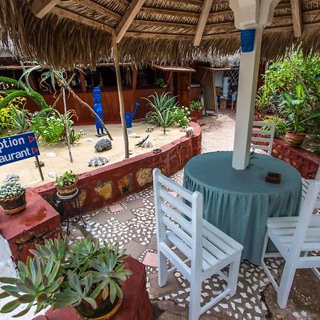 Chez Maggie Hotel & Restaurant موروندافا المظهر الخارجي الصورة