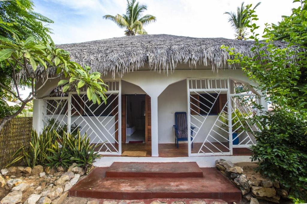 Chez Maggie Hotel & Restaurant موروندافا المظهر الخارجي الصورة